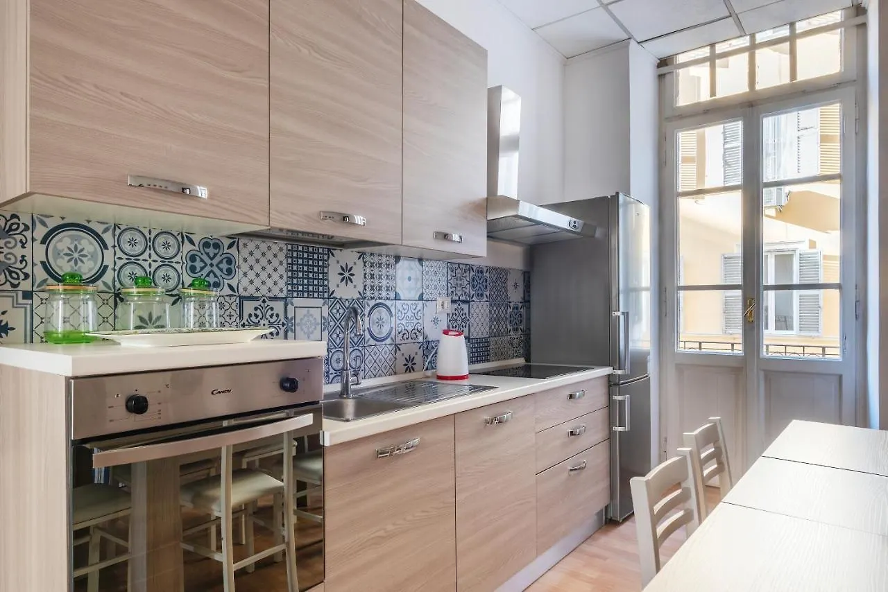Residence Borgognoni Apartments Roma Italia