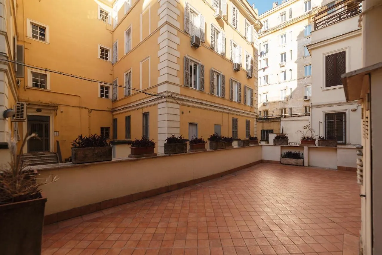 Residence Borgognoni Apartments Rom